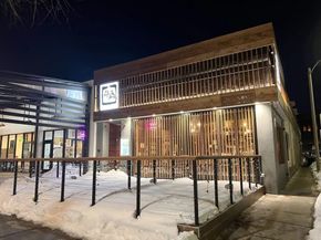 1002 Beacon St, Brookline MA 02446