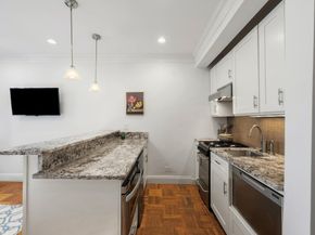 56 Commonwealth Ave 53, Boston MA 02116