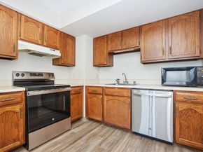 250 Hammond Pond Parkway 707S, Newton MA 02467