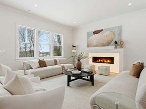 60R Lynnbrook Rd, Lynnfield MA 01940