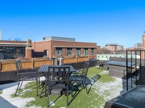 145 Charles St PH, Boston MA 02114