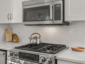 145 Charles St PH, Boston MA 02114