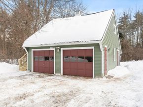 152 Dudley Rd, Templeton MA 01468