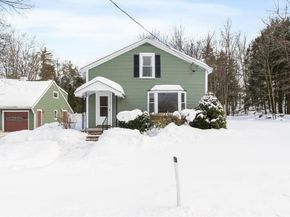 152 Dudley Rd, Templeton MA 01468