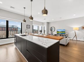 39 A St 22, Boston MA 02127