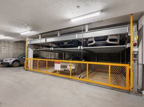 39 A St 22, Boston MA 02127