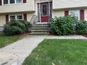 23 Floyd St, Billerica MA 01821
