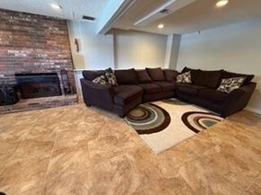 23 Floyd St, Billerica MA 01821