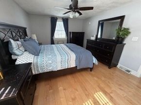 23 Floyd St, Billerica MA 01821