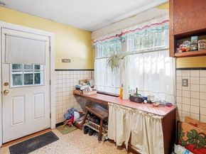 74 River Road, Sturbridge MA 01566