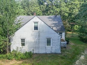 74 River Road, Sturbridge MA 01566