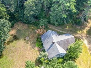 74 River Road, Sturbridge MA 01566