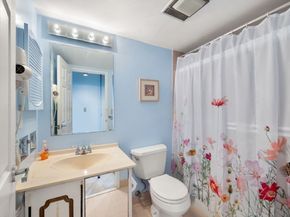 55 Tall Oaks Dr L8, Weymouth MA 02190