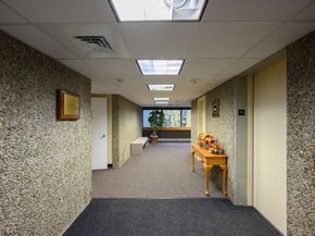 55 Tall Oaks Dr L8, Weymouth MA 02190