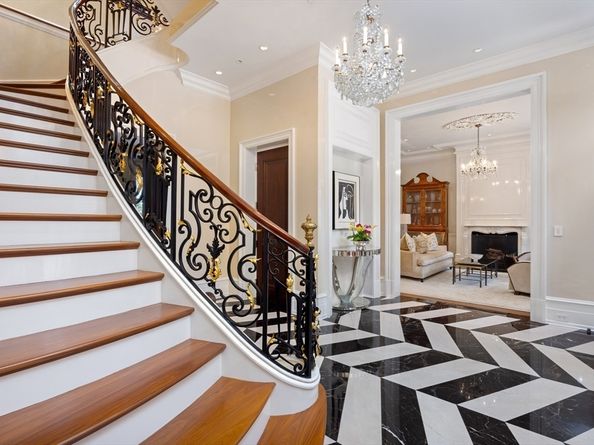 4 Gloucester Street, Boston MA 02115