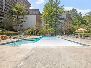 40 Village Rd 1006, Middleton MA 01949