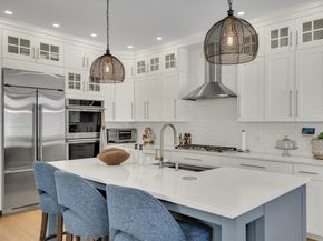 32 Lantern Lane, Wellesley MA 02481