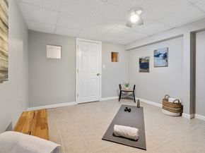 72 Grassland St, Lexington MA 02420