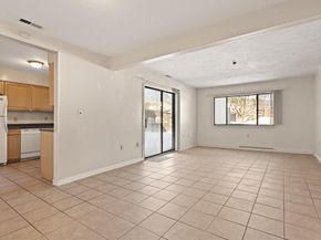 34 Rosewood Dr 34, Stoughton MA 02072