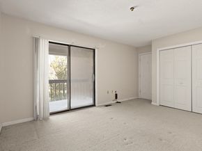 34 Rosewood Dr 34, Stoughton MA 02072