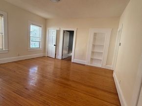 39 Harvard St, Brockton MA 02301