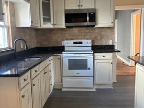 39 Harvard St, Brockton MA 02301