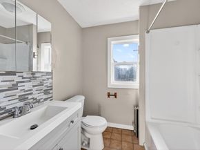 39 Harvard St, Brockton MA 02301