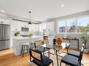 123-125 Centre St TH4, Boston MA 02124