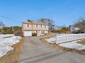 568 Webster St, Marshfield MA 02050