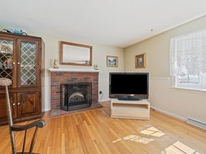 568 Webster St, Marshfield MA 02050