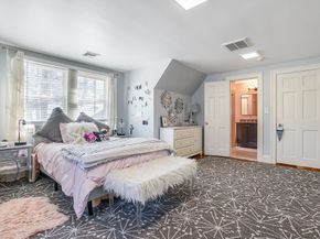 10 Hallwood Rd, Brookline MA 02467