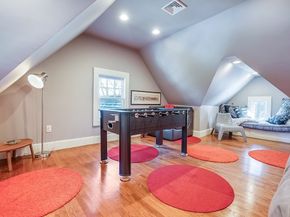10 Hallwood Rd, Brookline MA 02467