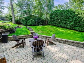 10 Hallwood Rd, Brookline MA 02467