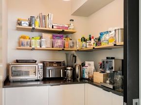 187 Melrose St, Newton MA 02466