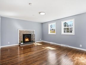 183 Sherwood Dr S, Marlborough MA 01752