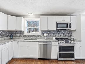 183 Sherwood Dr S, Marlborough MA 01752