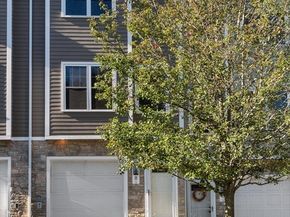 8 Saint Marys Way 8, Marlborough MA 01752