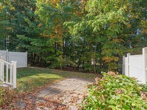 8 Saint Marys Way 8, Marlborough MA 01752