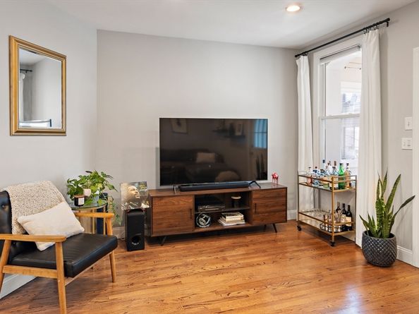 127 Cottage St 2, Boston MA 02128
