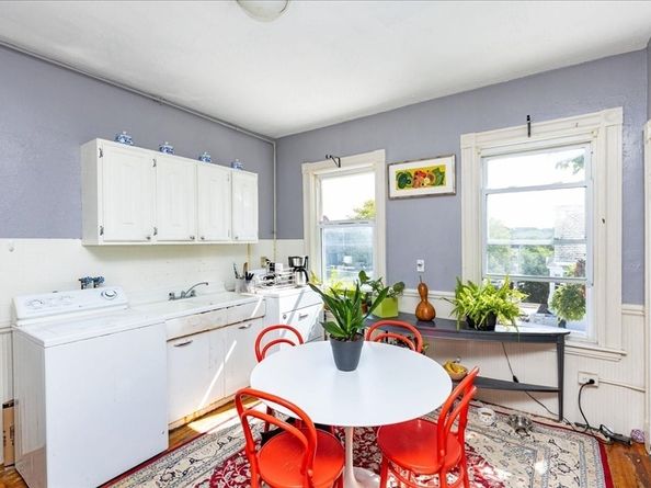 55 South St 3, Boston MA 02130