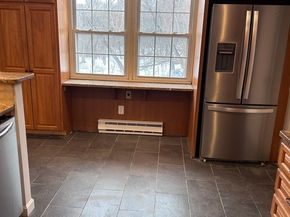 369 Berlin Rd, Marlborough MA 01752