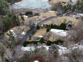 30 Bond Rd, Charlton MA 01507