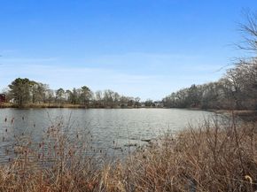 129 Dennison Ave, Framingham MA 01702