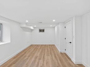 29 Laurel 29, Watertown MA 02472