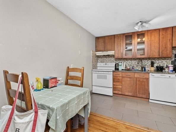 239 Kelton St 11, Boston MA 02134