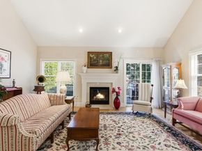 22 Sauta Farm Way 22, Hudson MA 01749