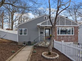 25 Clearwater Rd, Brookline MA 02467