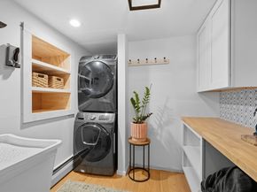4 Ciaramitaro Ct, Gloucester MA 01930