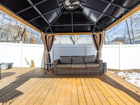 21 Porter St, Leominster MA 01453