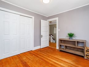 21 Porter St, Leominster MA 01453